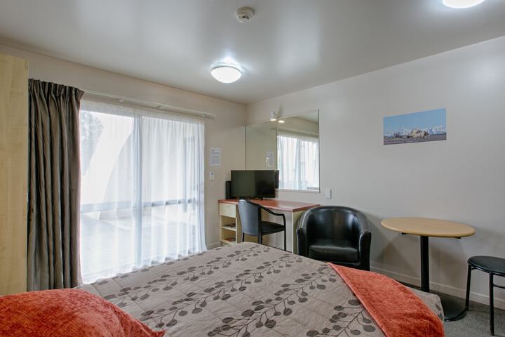 Room 12 of 43