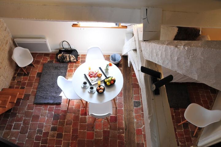 Room 45 of 110