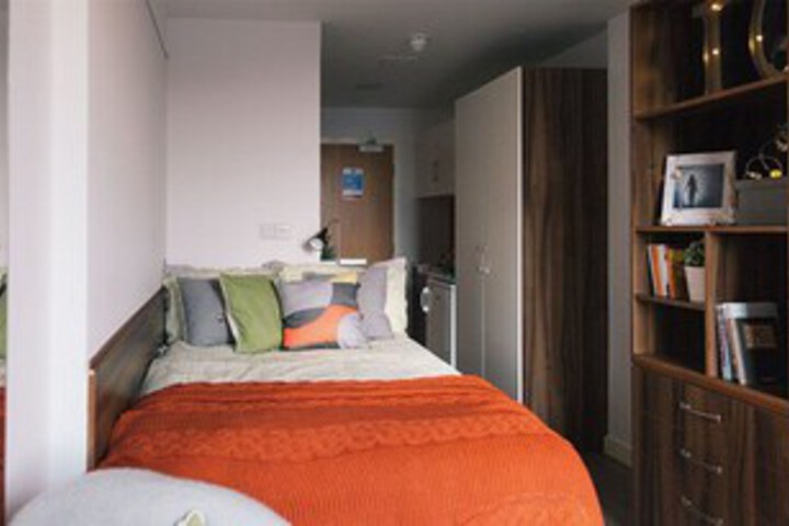 Room 37 of 37