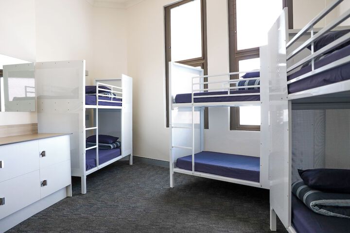 Room 12 of 75