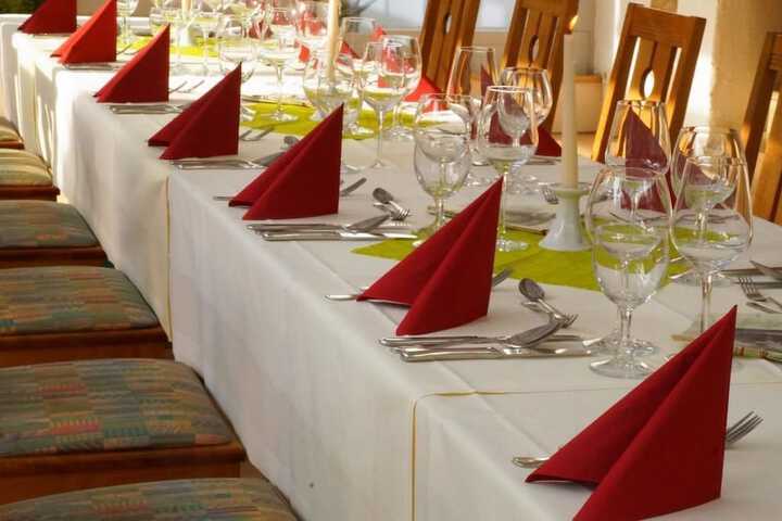 Dining 6 of 14