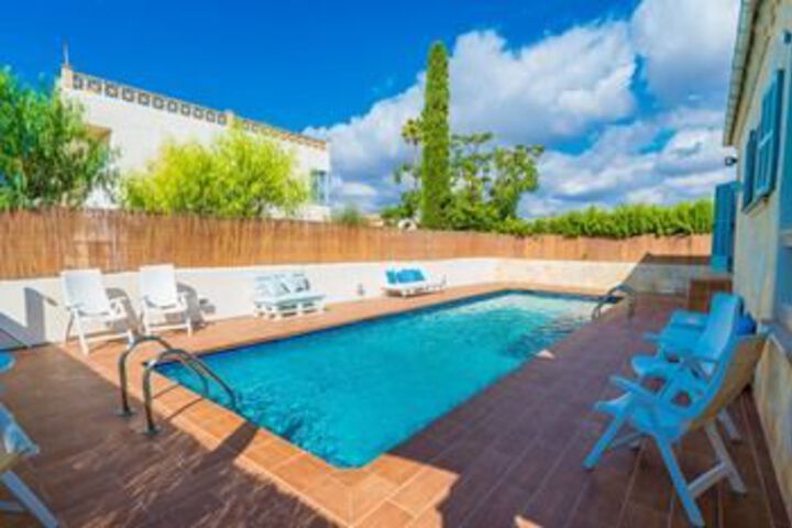 Pool 16 of 27