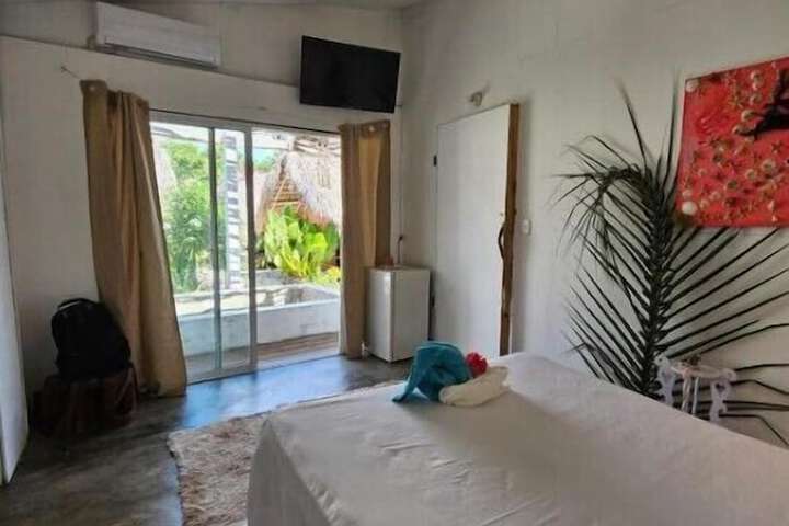Room 8 of 26