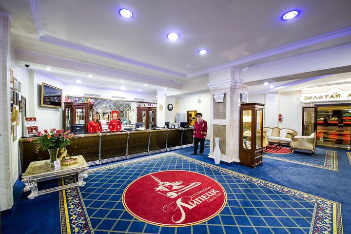 Hotel Interior 5 of 38
