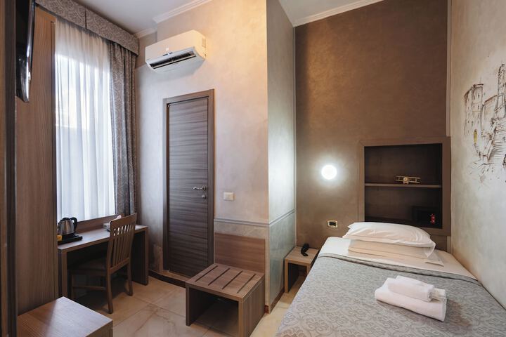 Room 89 of 180