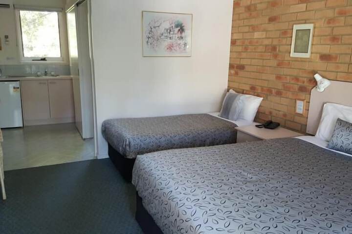 Room 18 of 46