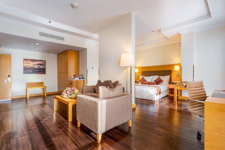 Room 25 of 117