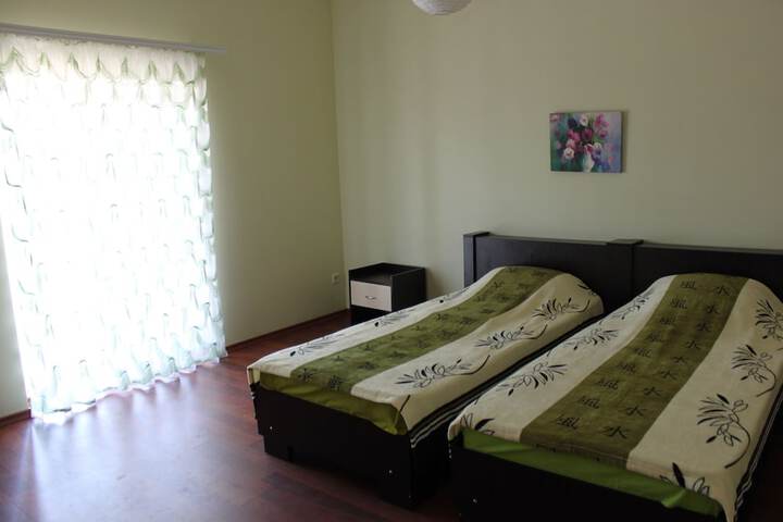 Room 48 of 57