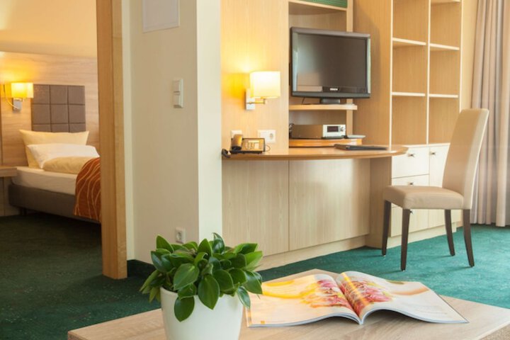 Room 13 of 41