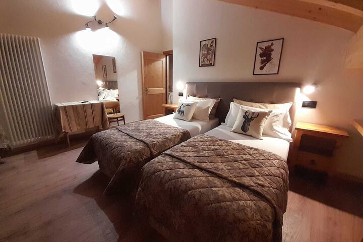 Room 40 of 94