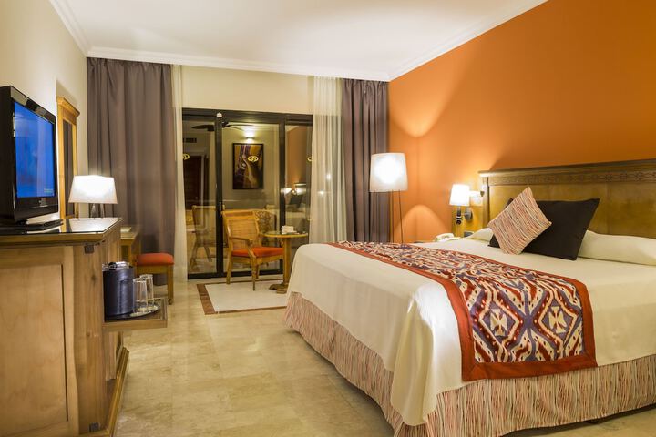 Room 10 of 75