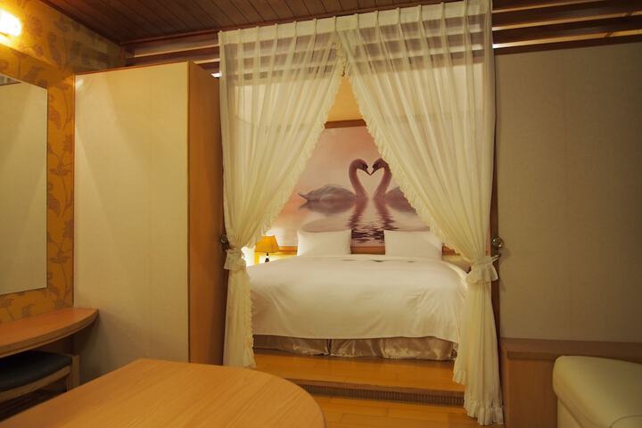 Room 7 of 45