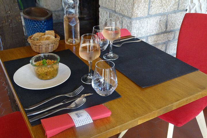 Dining 33 of 76