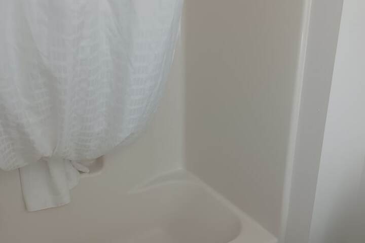 Quadruple Queen Bed (10 of 13)