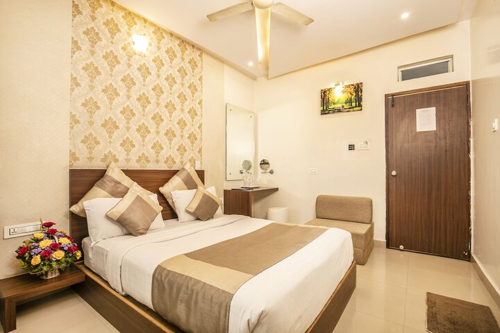 Room 15 of 57