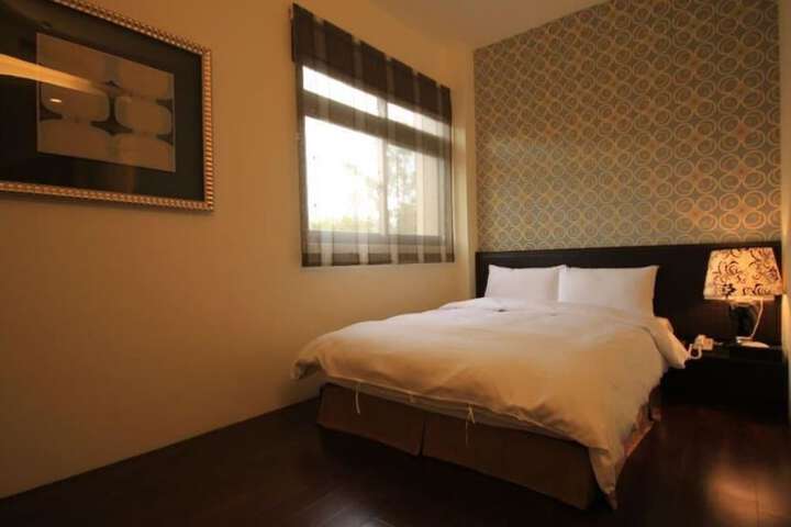 Room 25 of 44