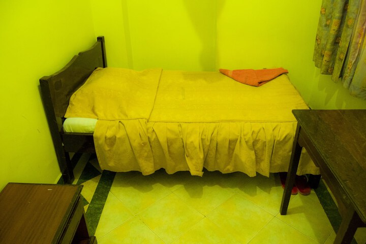 Room 14 of 41