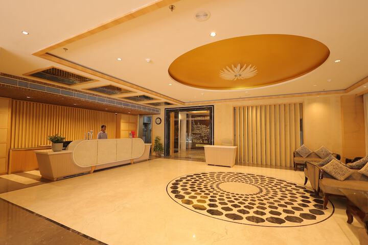 Hotel Interior 7 of 63
