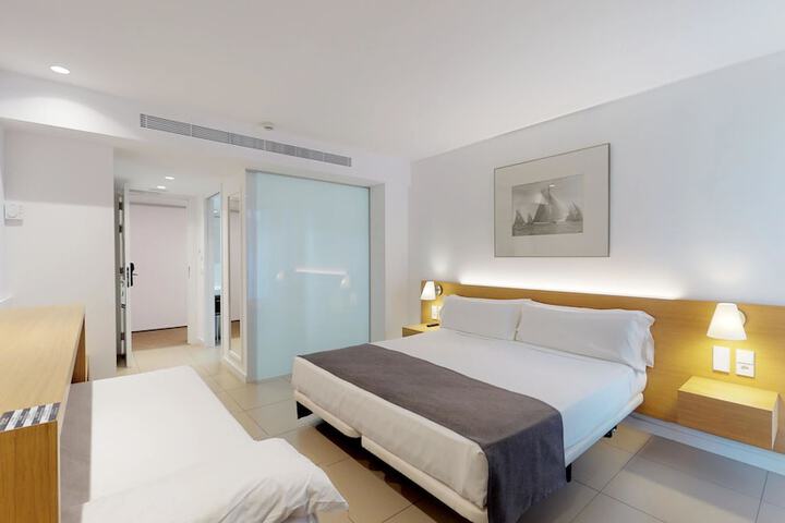 Room 16 of 89