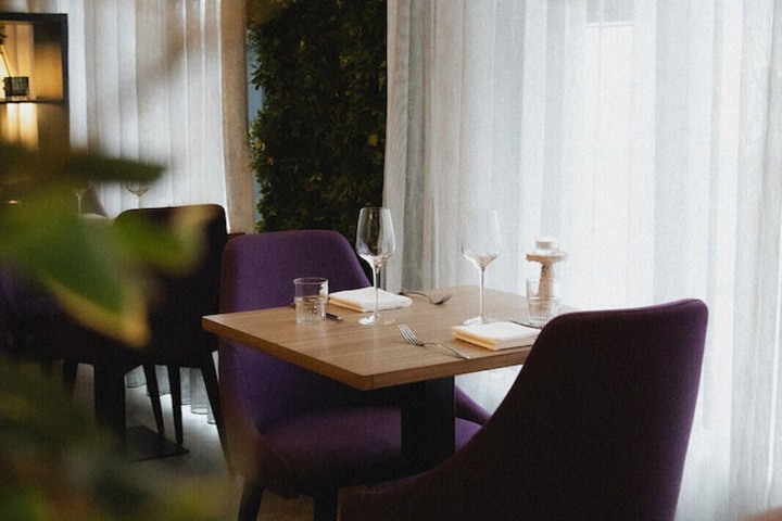 Dining 64 of 89