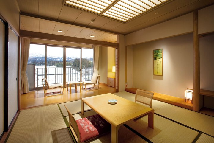 Room 10 of 53