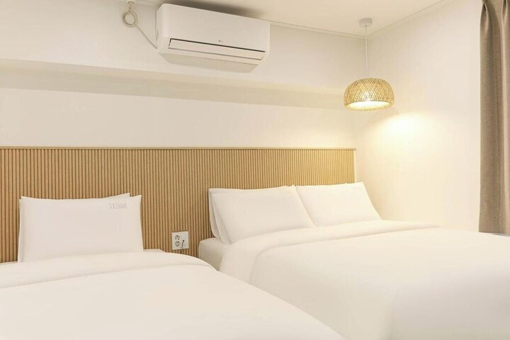 Room 10 of 41