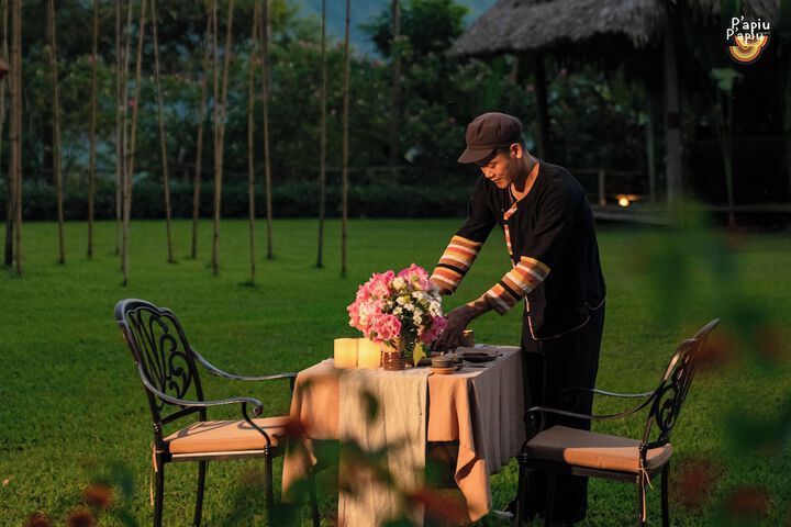 Dining 46 of 51