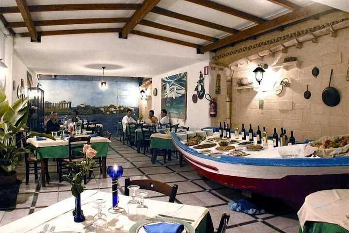 Dining Photos