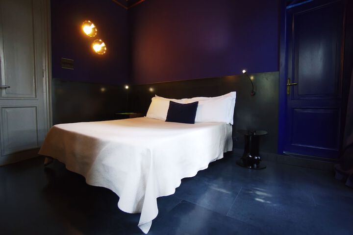 Room 14 of 32