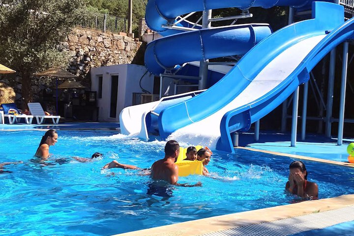 Pool 18 of 51