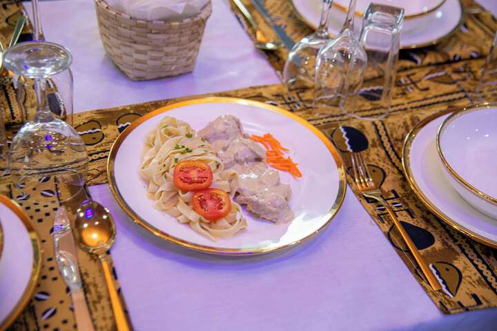 Dining 89 of 110