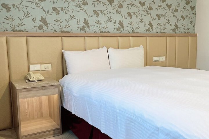 Room 5 of 21