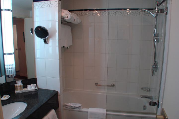 Room 68 of 263