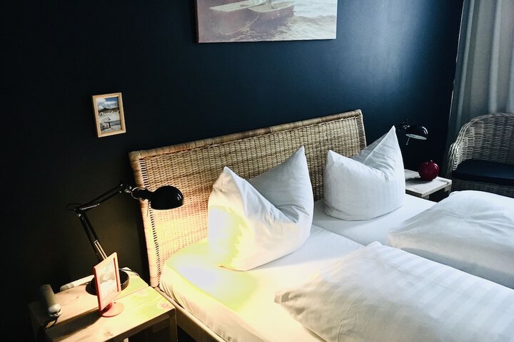 Room 11 of 70