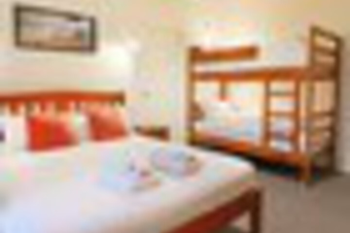 Room 32 of 111