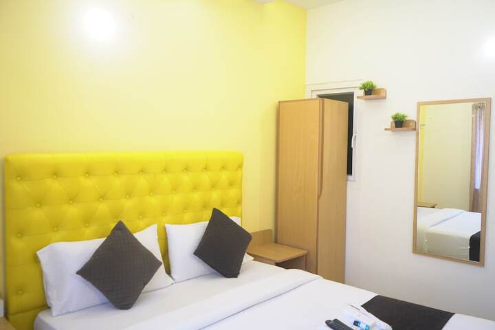 Room 25 of 60