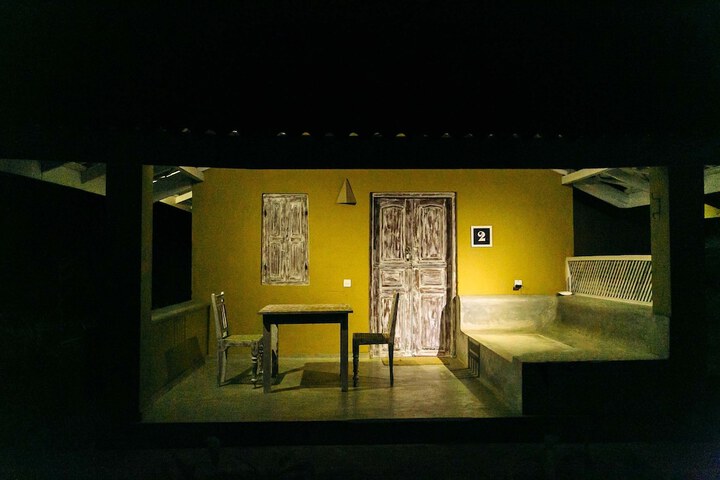 Room 14 of 82