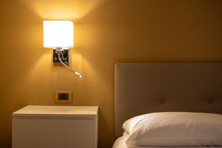 Room 31 of 104