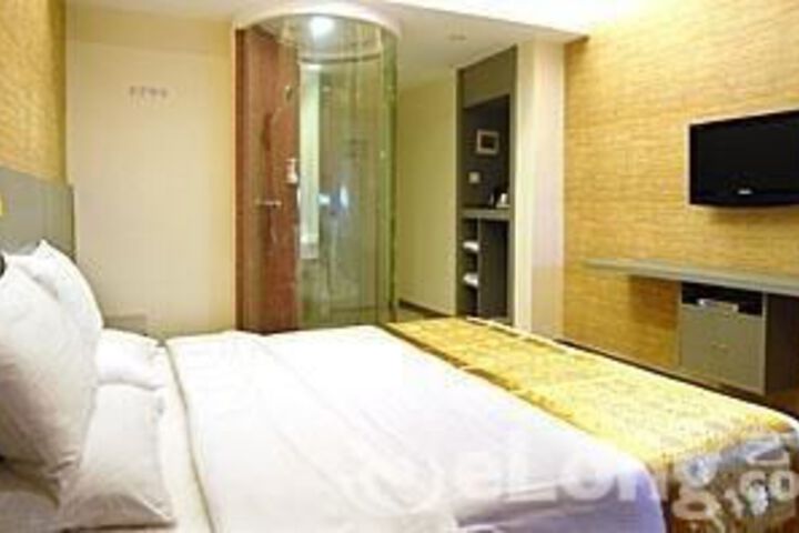 Room 79 of 79