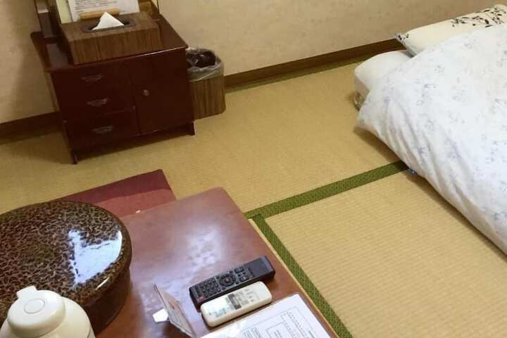 Room 18 of 54