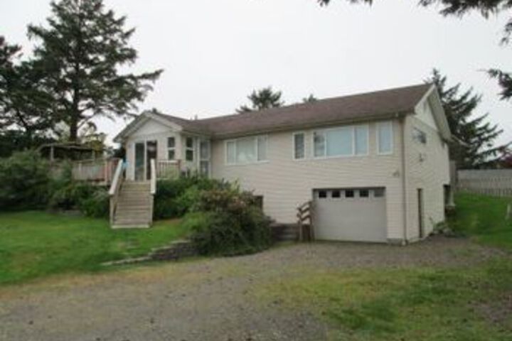 Image of Drift Away Beach 3 Br by RedAwning
