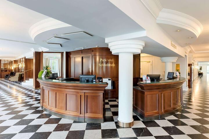 Hotel Lobby