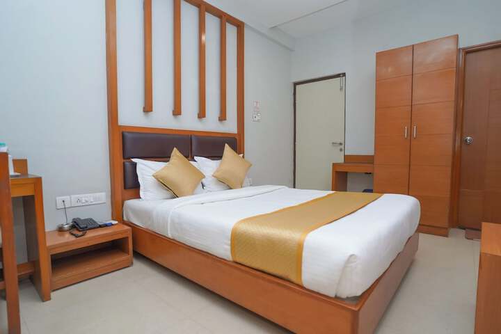 Room 4 of 35