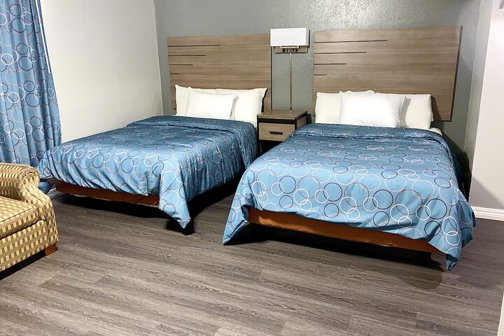 Room 14 of 35
