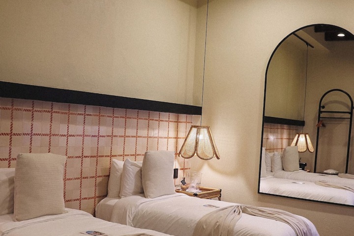 Room 20 of 54