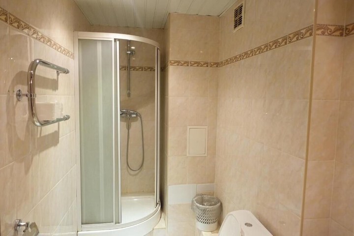 Room 15 of 26