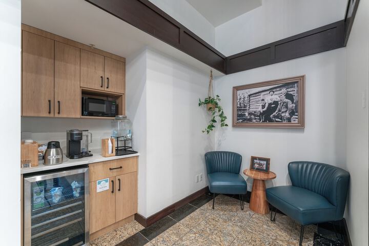 Entrance & Lobby