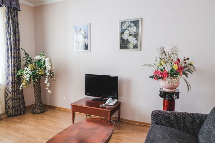 Room 28 of 56