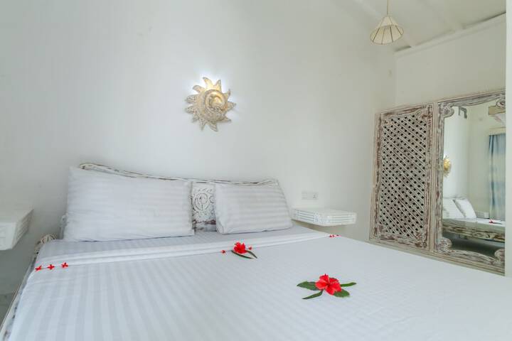 Room 27 of 141