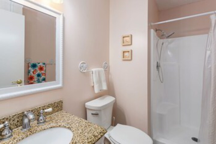 Room 4 of 24